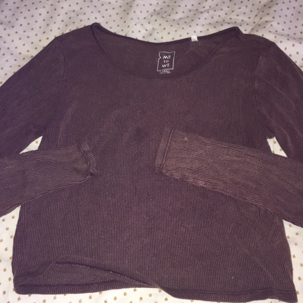 “Me to we” LS crop top